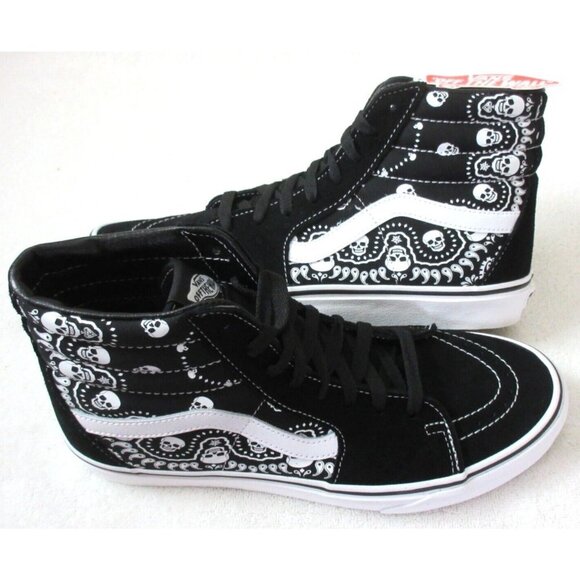 Vans Men\'s Sk8-Hi Bandana Skulls Black White Canvas Suede Skate shoes Sizes NIB main image 4
